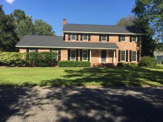 40 Hunters Forest Dr, Charleston, SC 29414-7303