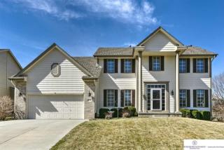 5004 140th St, Omaha, NE 68164-6076