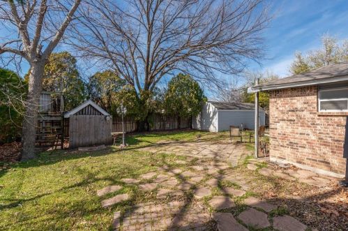 100 Grand Mdw Dr, Fort Worth TX 76108-3942 exterior