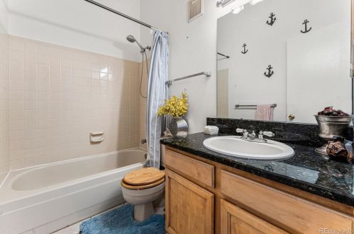 4266 Richfield Way, Denver CO 80013-3282 exterior