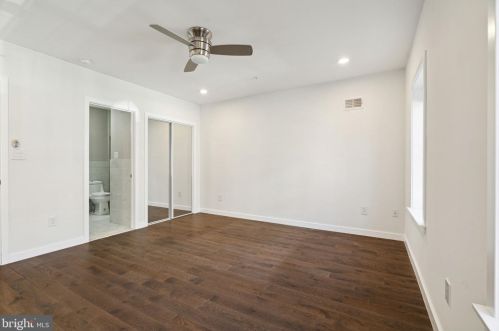 630 Catharine St, Philadelphia PA  19147-2937 exterior