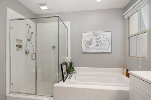 254 Kempton, Irvine CA  92620-2154 exterior