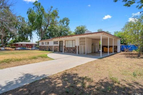 6756 Merito Ave, San Bernardino, CA 92404-5720