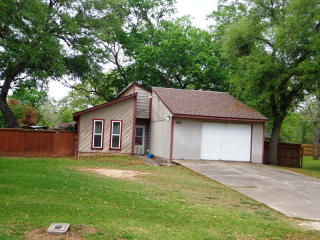 210 Stuart St, Richwood, TX 77531-2831