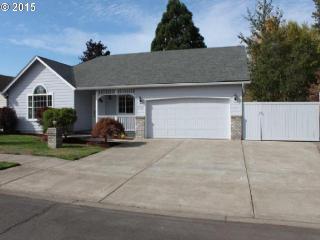 4754 Calumet Way, Eugene OR  97404-3306 exterior