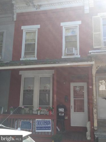 125 Hoerner St, Harrisburg, PA 17103-1327