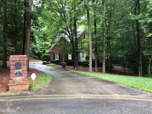 4205 Manor Hills Ln, Atlanta, GA 30331-2043