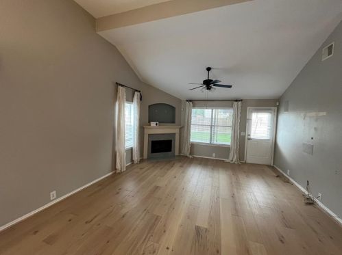 5802 Spring Sunrise Dr, Richmond TX  77407-7079 exterior