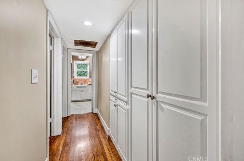 1208 Park Ln, Santa Ana CA  92706-1423 exterior