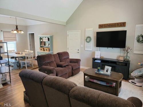 114 Dean Rd, Barnesville, GA 30204-3350