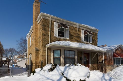 7950 Campbell Ave, Chicago, IL 60652-1719