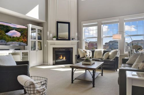 15972 Elmwood Way, Saint Paul MN  55124-4250 exterior