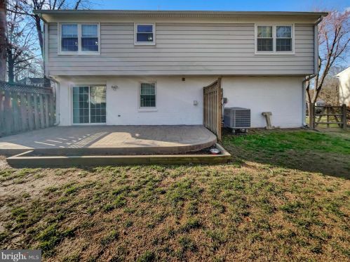 11926 Cotton Mill Dr, Woodbridge VA  22192-1508 exterior