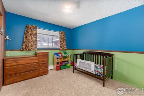 890 Fish Creek Rd, Estes Park CO 80517-5462 exterior