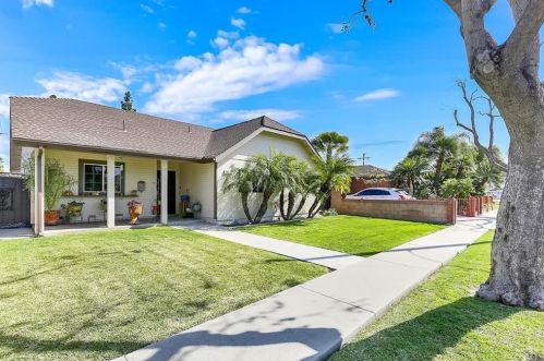 11565 Hamden St, Whittier, CA 90670-3129