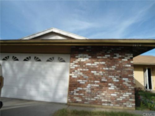 1678 Pinedale Ave, Bloomington, CA 92316-1234