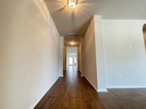 6737 Thaxton Trl, Fort Worth TX  76137-7547 exterior