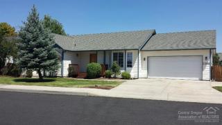 2506 Canyon Dr, Eagle Crest, OR 97756-1149