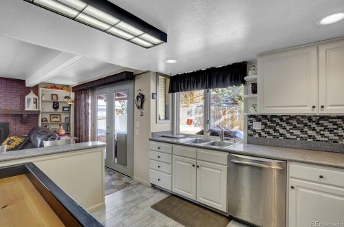 7035 Euclid Dr, Englewood CO 80111-4669 exterior