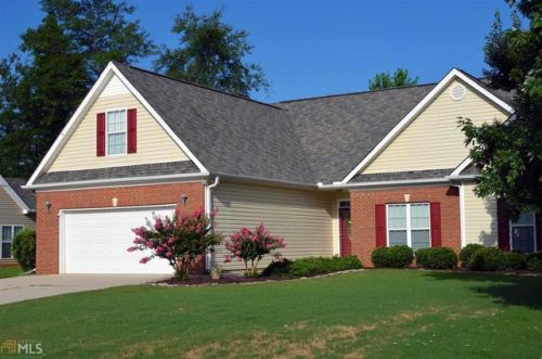 107 Churchill Dr, Lagrange, GA 30241-3626