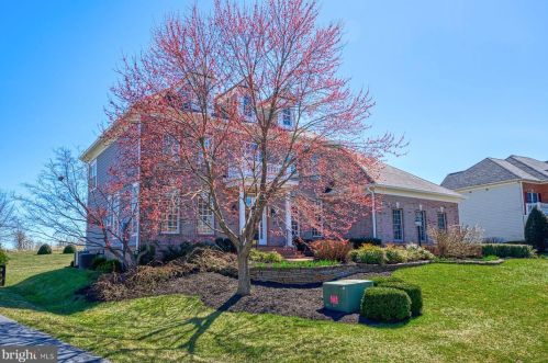 16596 Ferriers Ct, Leesburg, VA 20176-7817