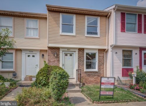 8304 Bark Tree Ct, Springfield, VA 22153-3828