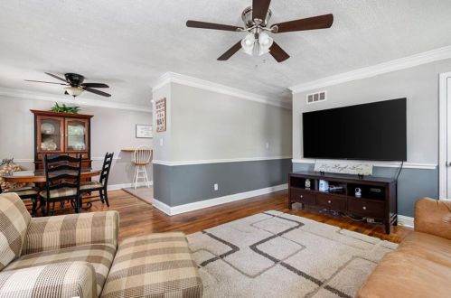 639 San Fernando Dr, Smyrna GA  30080-1435 exterior