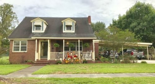 141 Edward St, Branchville, SC 29432-2305
