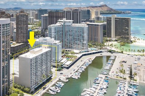 1765 Ala Moana Blvd, Honolulu HI  96815-1435 exterior