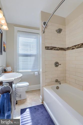 317 Ross St, Lancaster PA  17602-1941 exterior