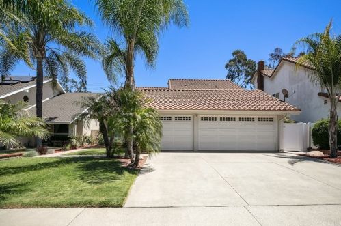 25601 Hazelnut Ln, El Toro, CA 92630-4312