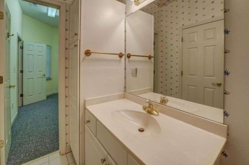 1900 Lancaster Dr, Conyers GA  30013-6442 exterior