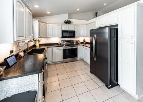 575 Fredonia Dr, Pueblo CO  81007-5304 exterior
