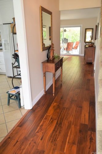801 Apache Trl, Riverside CA  92507-6037 exterior