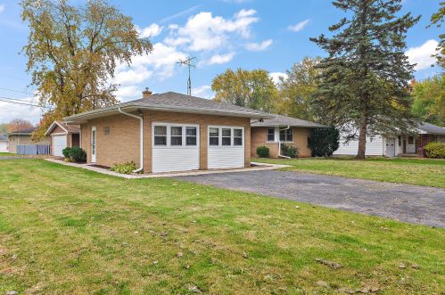 300 Thelma St, Wilton Center, IL 60442-9258