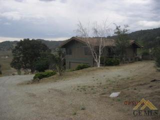 23101 Dart Dr, Tehachapi, CA 93561-7403