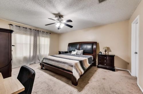 4932 Waterford Dr, Fort Worth TX  76179-4150 exterior