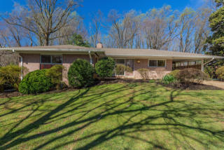 3008 Rosemoor Ln, Fairfax, VA 22031-2129