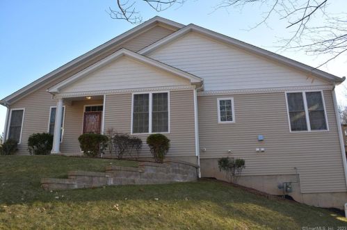93 Bannan Ln, Kensington, CT 06037-4096