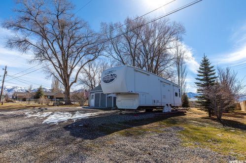 590 200, Mount Pleasant UT 84647-1233 exterior