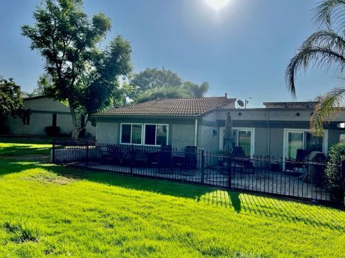 5670 Falling Leaf Ln, Riverside CA  92509-7310 exterior