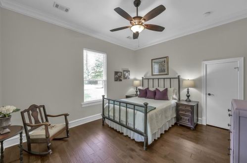 1612 Sweet Gum St, Conroe TX  77385-9530 exterior