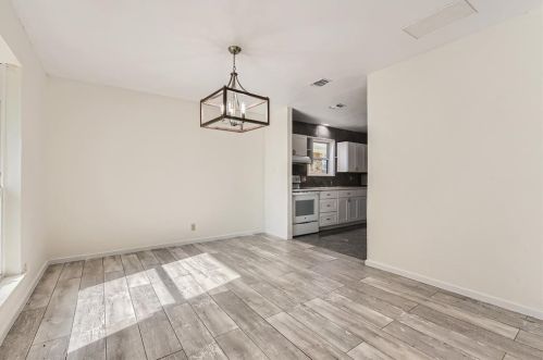 4028 Aragon Dr, Fort Worth TX  exterior