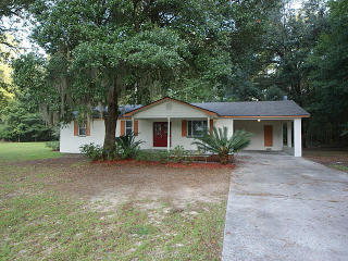 280 Emerald St, Walterboro, SC 29488-8138
