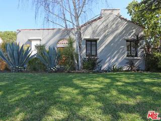 140 Plymouth Blvd, Los Angeles, CA 90004-3836