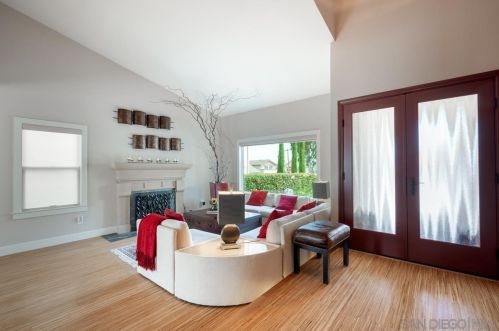 11090 Viacha Dr, San Diego, CA 92124-3425