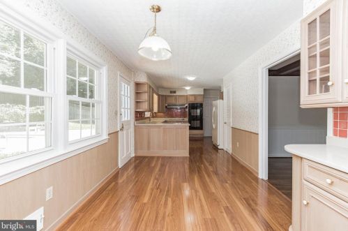 13825 Gate Dr, Silver Spring MD 20906-2208 exterior