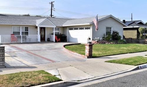 12101 Tunstall St, Garden Grove, CA 92845-1622