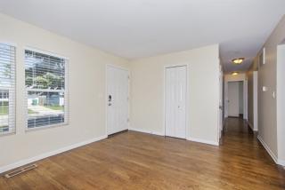 401 Tallman Ave, Romeoville IL  60446-1749 exterior