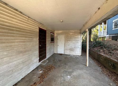 875 Hall St, Atlanta GA  30318-4712 exterior